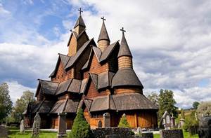 Stavkirke – wykład o norweskich kościołach słupowych