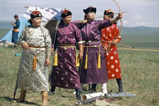 Kobieta w kulturze mongolskiej