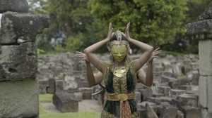 Druga skóra. Wayang, maska i tradycyjny taniec na Jawie