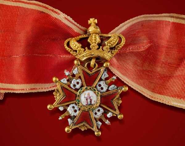 Ordery, medale, krzyże i gwiazdy - galimatias nazewniczy