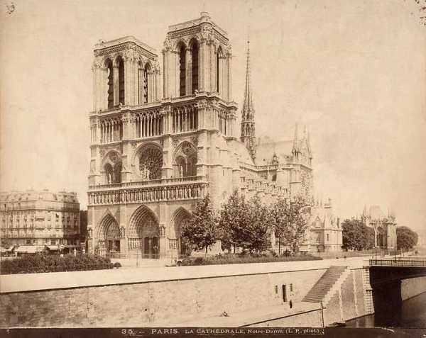 Katedra Panny Marii w Paryżu | Historia przemian od XII do XXI w