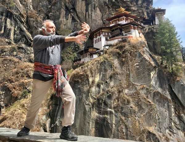 Mistyczna podróż do Bhutanu, śladem mantry i tańca