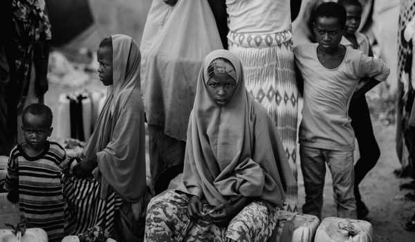 Narracja w kryzysie – Trzy dyskusje w Dniu Pomocy Humanitarnej