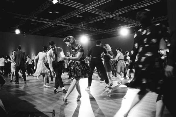  Dziewczyny tańczą swinga! Warsztaty taneczne dla kobiet