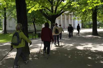 Królewskie spacery - Nordic walking z oprowadzaniem dla dorosłych