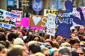 Czy protesty kobiet zmieniają świat? Otwarta dyskusja w formie procesu grupowego