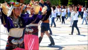 Warsztaty folkowego tańca tureckiego "Zeybeck"