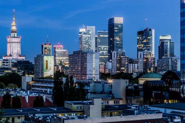 Warszawskie City nocą, czyli jak łotrzykowska dzielnica zmieniła się w centrum biznesu | Noc Muzeów 2021