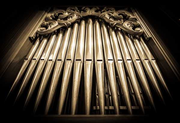Muzyka sakralna - dlaczego współczesnemu człowiekowi trudno ją zrozumieć? Panel dyskusyjny