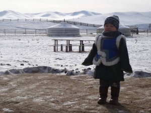 Jak się bawią dzieci w Mongolii?