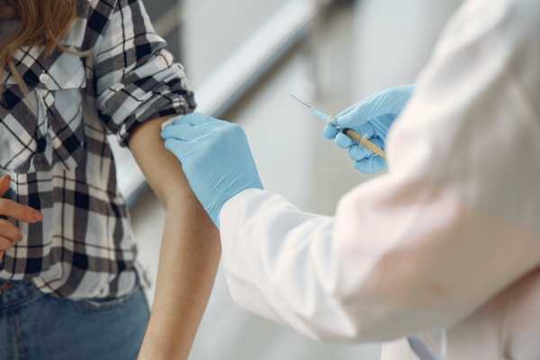 Bezpłatne szczepienia przeciw HPV dla młodzieży w wieku 12-13 lat