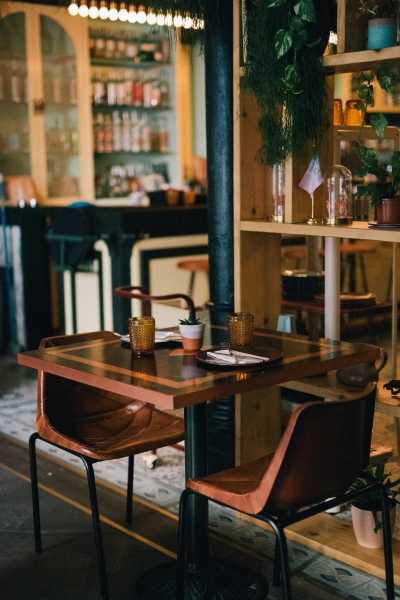 Jak wybrać idealne krzesło do restauracji? Jak wybrać idealne krzesło do restauracji?