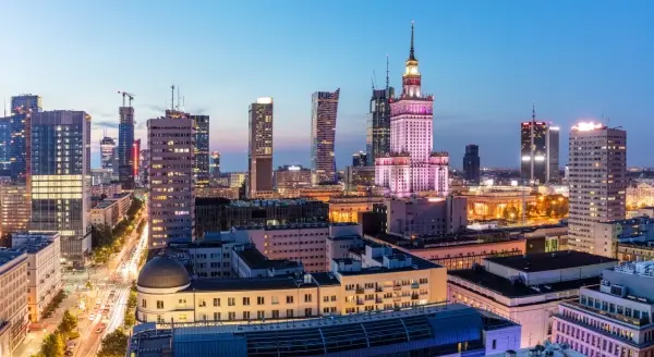 Darmowe atrakcje w Warszawie dostępne samochodem i motocyklem – przewodnik na jesień 2024 Darmowe atrakcje w Warszawie dostępne samochodem i motocyklem – przewodnik na jesień 2024