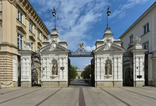 Spacer po Kampusie Głównym Uniwersytetu Warszawskiego
