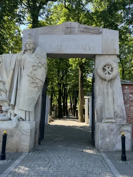 Poznajmy Stare Powązki!