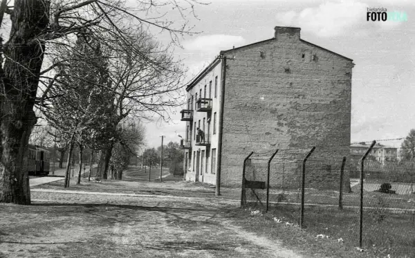 Marymont Kaskada: Niezwykłe dzieje królewskiego zwierzyńca