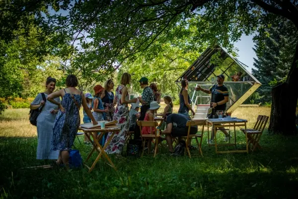 Park Rzeźby na Bródnie - Połączenia - Letnie twórcze działania 