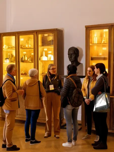 Pożegnanie dotychczasowej wystawy stałej w Muzeum Marii Skłodowskiej-Curie [12:30 English tour; 16:30 po polsku] // Farewell to the current permanent exhibition