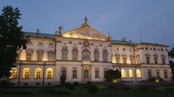 Co tam się nie działo! - spacer wokół Pałacu Krasińskich