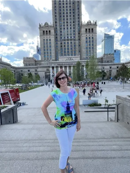 Poznajmy Pałac Kultury i Nauki - space r wokół  Pałacu