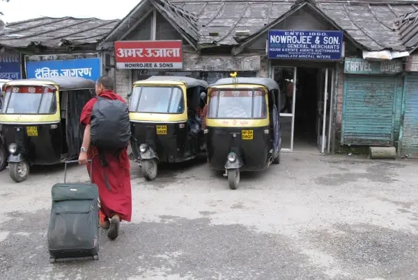 Tybetańczycy w Indiach i Nepalu | Wernisaż wystawy i projekcja filmu 