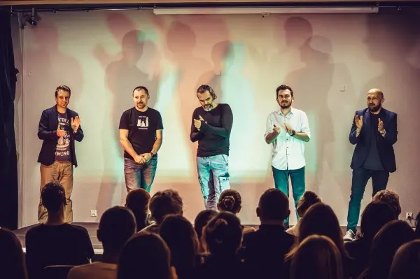 Poławiacze Pereł Improv Teatr w Centrum Zarządzania Światem