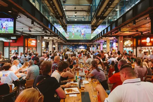 Piłkarskie emocje w Food Hall Elektrownia Powiśle | Polska - Malta