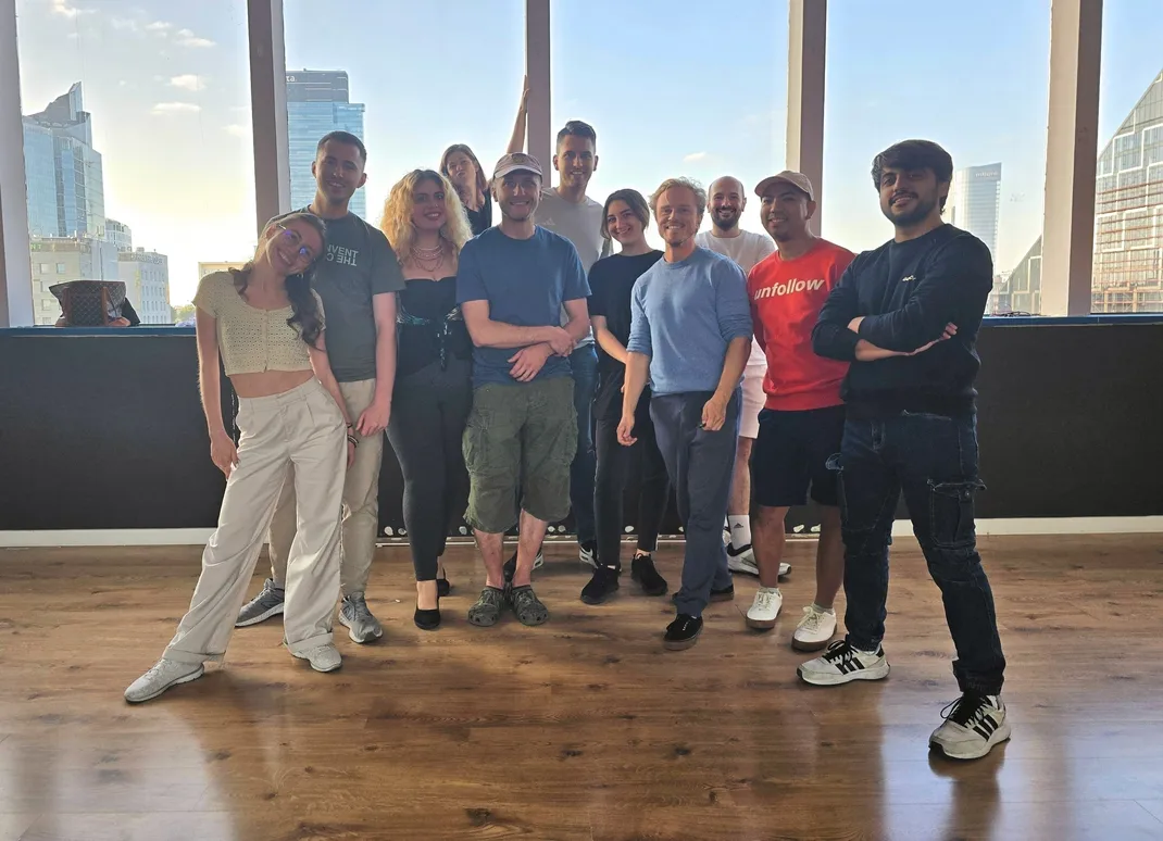 Saturday beginner improv theater class