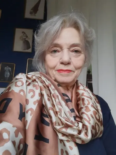 ANNA SENIUK i jej monodram „KSIĘGA ZIÓŁ I NIE TYLKO”