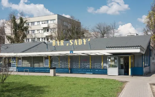 Wieczorny spacer po Sadach Żoliborskich i Zatrasiu