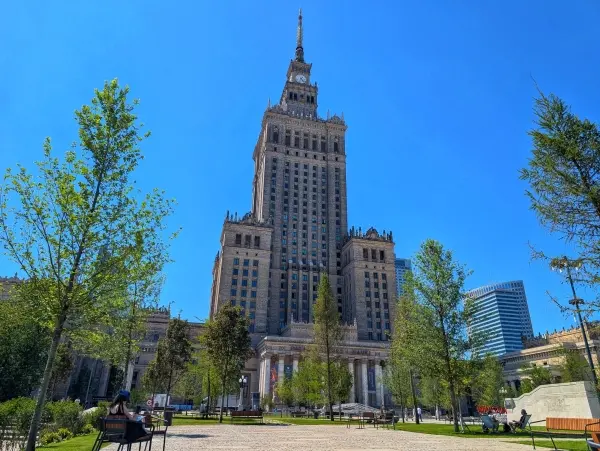 Wokół Placu i Pałacu z okazji urodzin PKiN