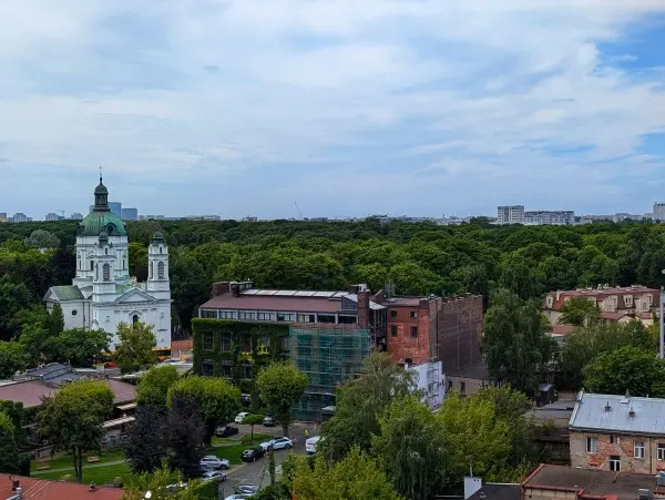Powązki... niecmentarne i taras widokowy wieżowca Forest