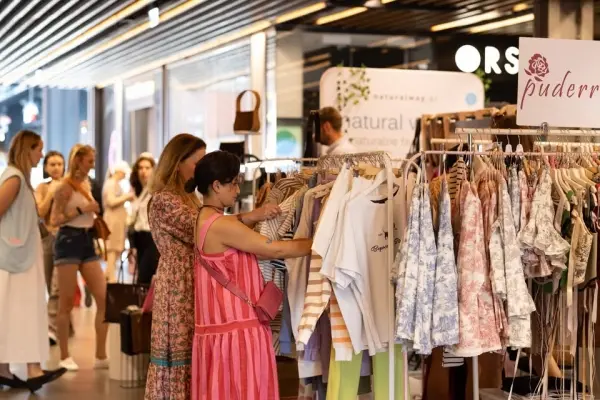 SUMMER MARKET