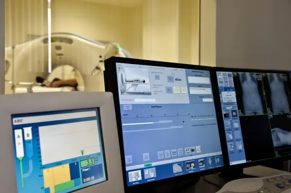 MRI głowy rezonans magnetyczny może wykryć schorzenia przysadki mózgowej