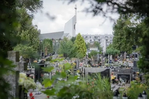 Cmentarz Wawrzyszewski: Śladami ludzi i historii Bielan