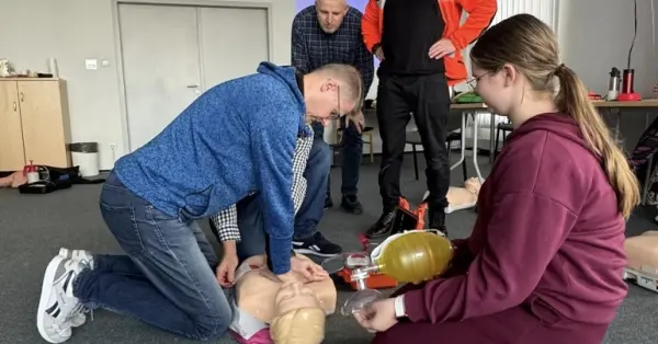 Ruszaj Bezpiecznie na Ursynowie III: Pierwsza Pomoc dla Aktywnych Mieszkańców szkolenie praktyczne