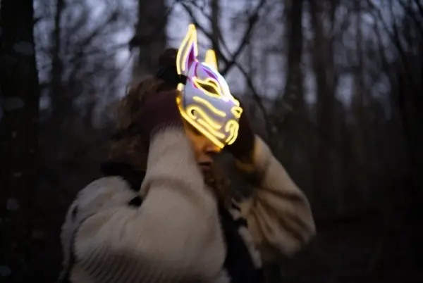 "Wood Wood Wood – Nothing’s Ever Good" – performans Christiane Huber