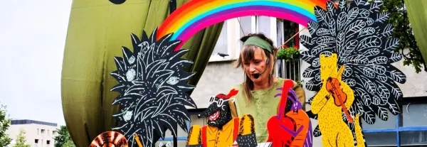 BAJKI NA SKWERZE | TEATR GRACHOLKA | KRĘTYM SZLAKIEM ZA ŚLIMAKIEM