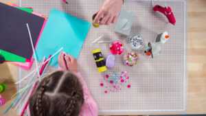 MOJA MAŁA SYRENKA – warsztaty z wykorzystaniem różnych technik plastycznych dla dzieci w wieku 2-5 lat 