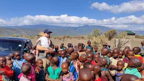Wyprawa na Tanzanie z dziećmi w plecakach