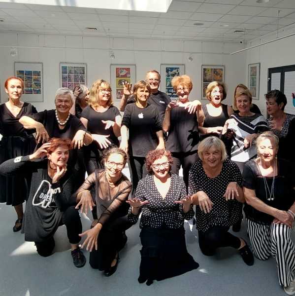 Halloweenowe spotkanie taneczne dla Seniorów