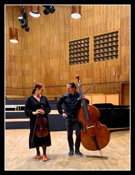 Koncert duetu Urszula Rudnik - altówka, Cyprian Komza - kontrabas